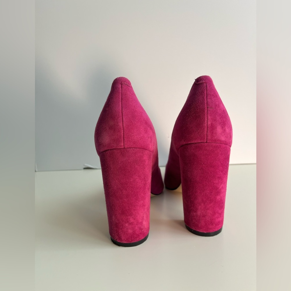 Marc Fisher LTD Abilene magenta suede pumps sz 8.5 great condition - Picture 5 of 6